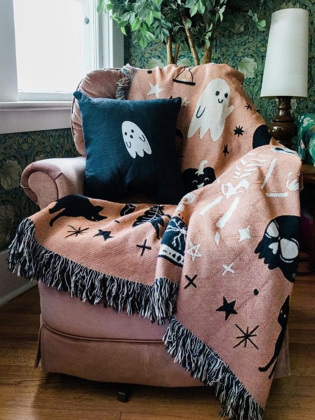 Skeleton Blankets And Ghost Pillows