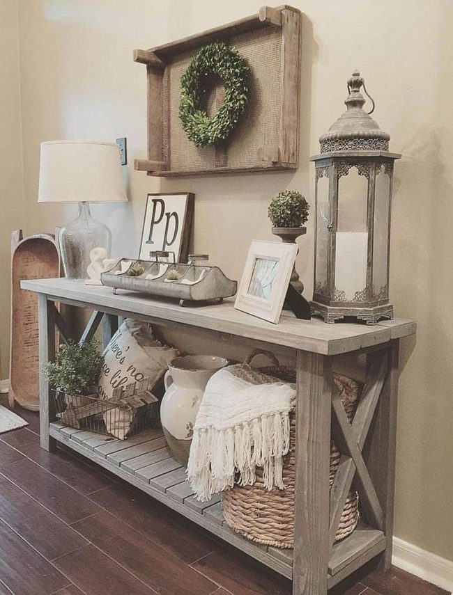 Natural Green Garland Entryway Warmth