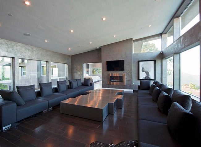 Black Couches For Entertaining Crowds