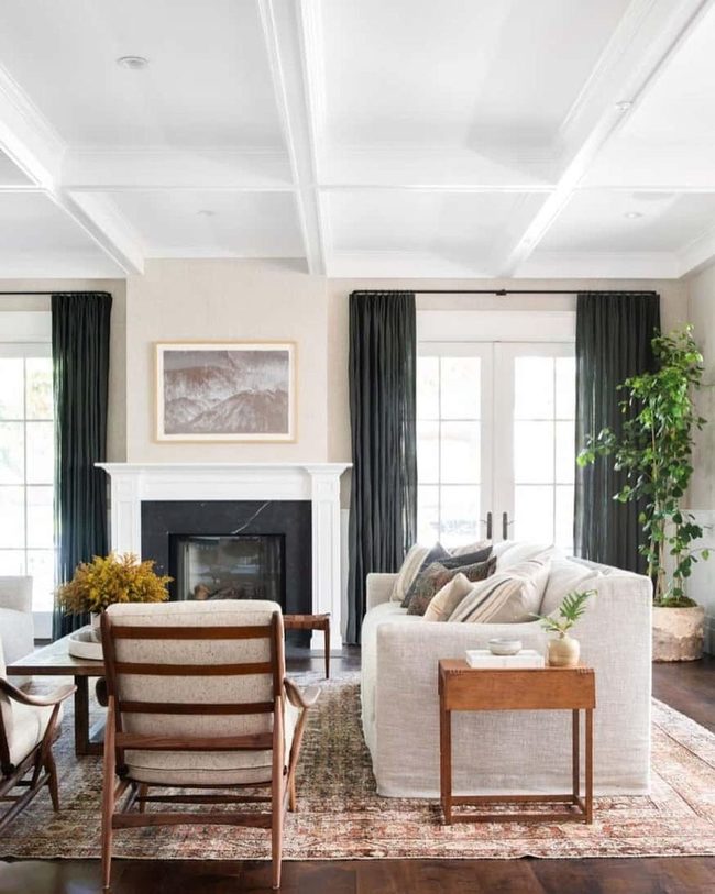 Black Marble Anchors Timeless Elegance