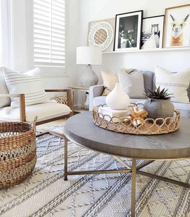 Round Table Natural Calm