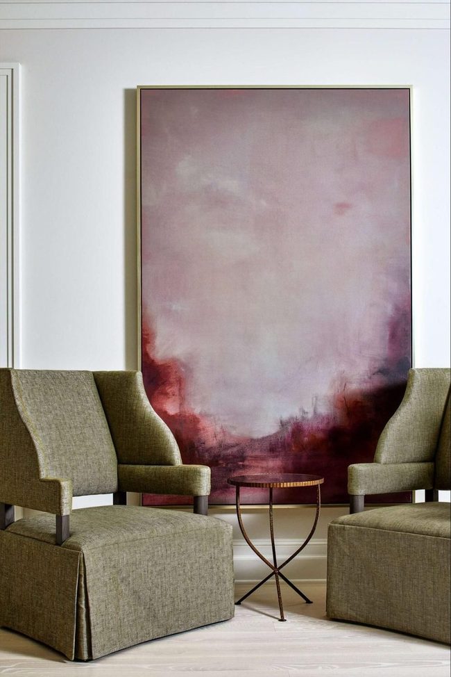 Dual-Style Chairs For Restless Spirits