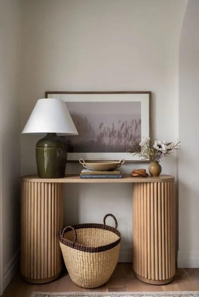 Curved Wood Legs With Green Ceramic Glow