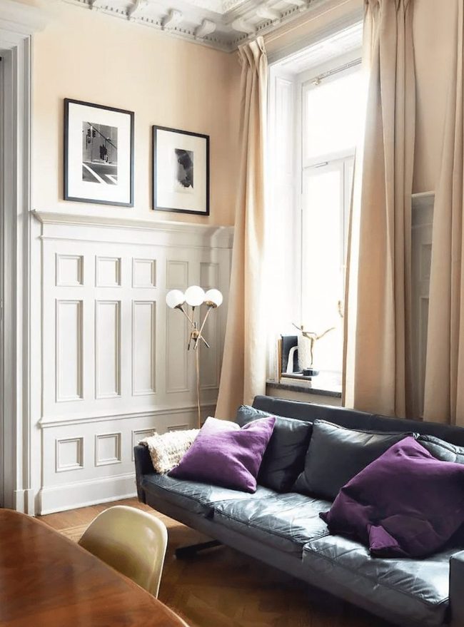Monochromatic Windows Expand Space