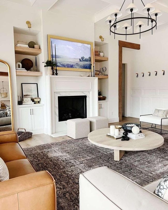 Black Metal Chandeliers Define Living Room