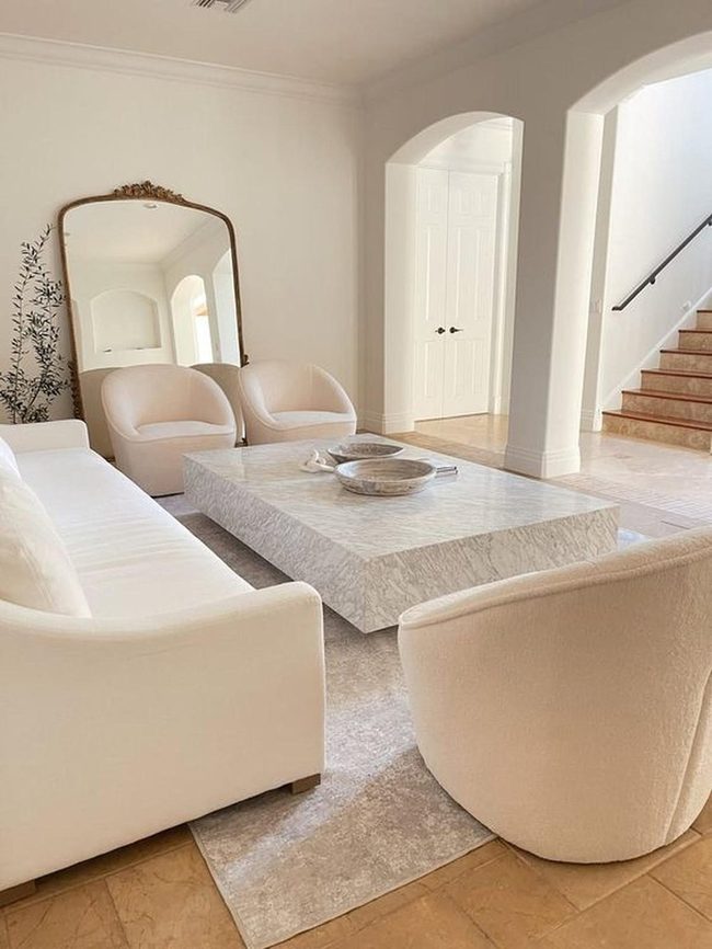 Marble And Arches Fill Light
