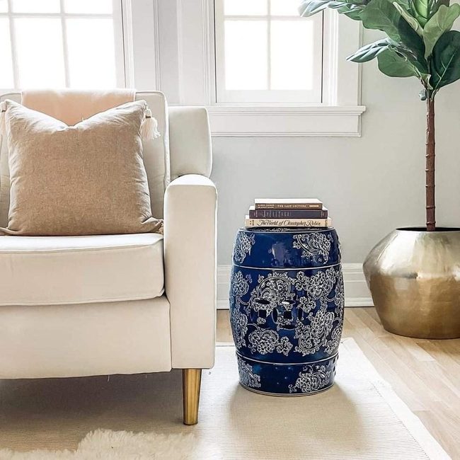 Blue Barrel Table, Neutral Balance