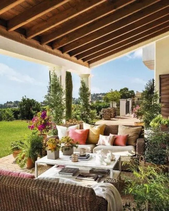 Wicker Patio Pink Yellow White