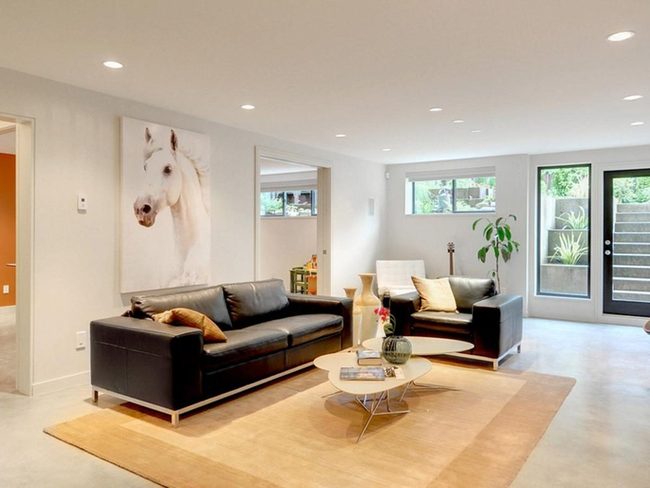 White Horse Statement Living Room