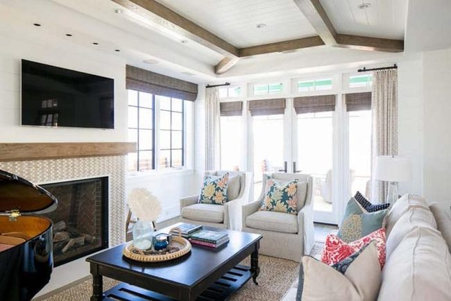 Natural Wood Beams Rise High