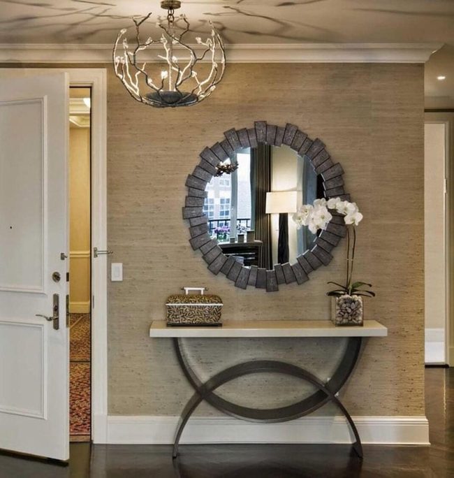 Mirrored Frame Above Statement Table
