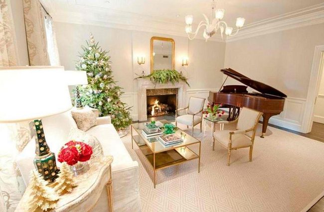 Red And Gold Christmas Elegance