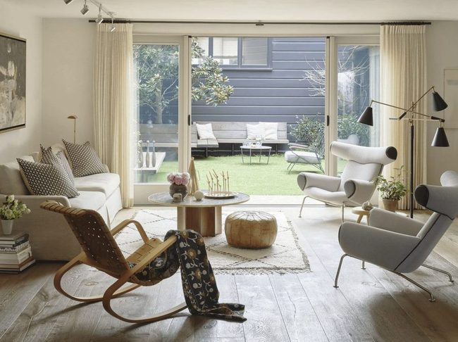 Essential Neutrals, Maximum Space