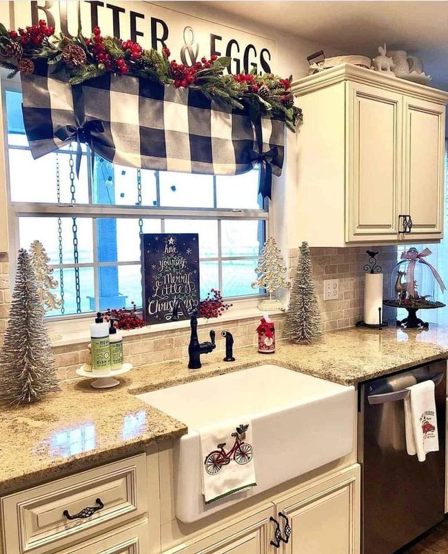 Black Plaid Kitchen Festive Drama