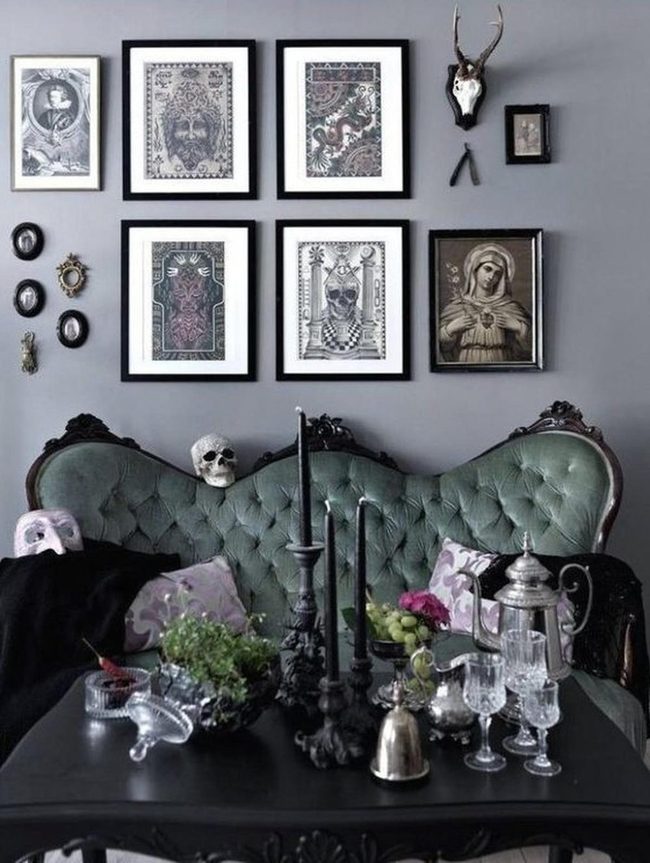 Dark Green Tufted Sophistication
