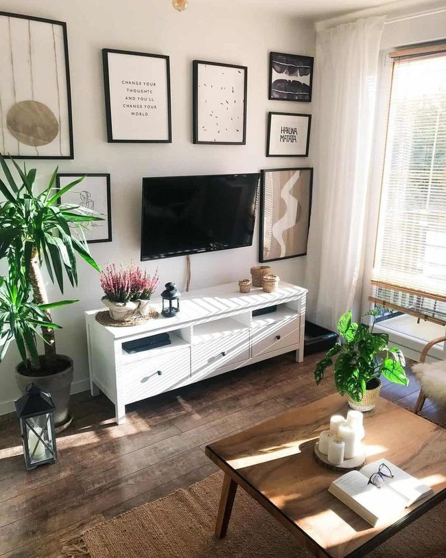 Neutral Walls Frame Your Stories