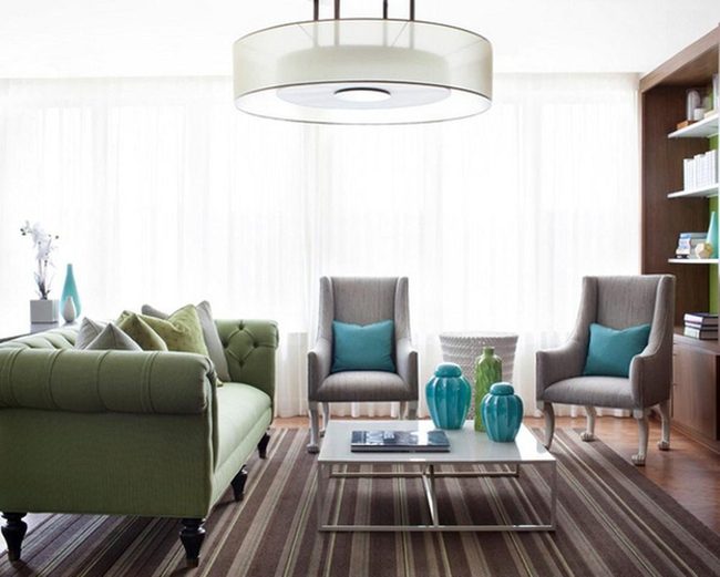 Emerald Green Pops Through Neutrals