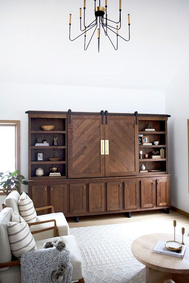 Black Chandelier Meets Warm Wood