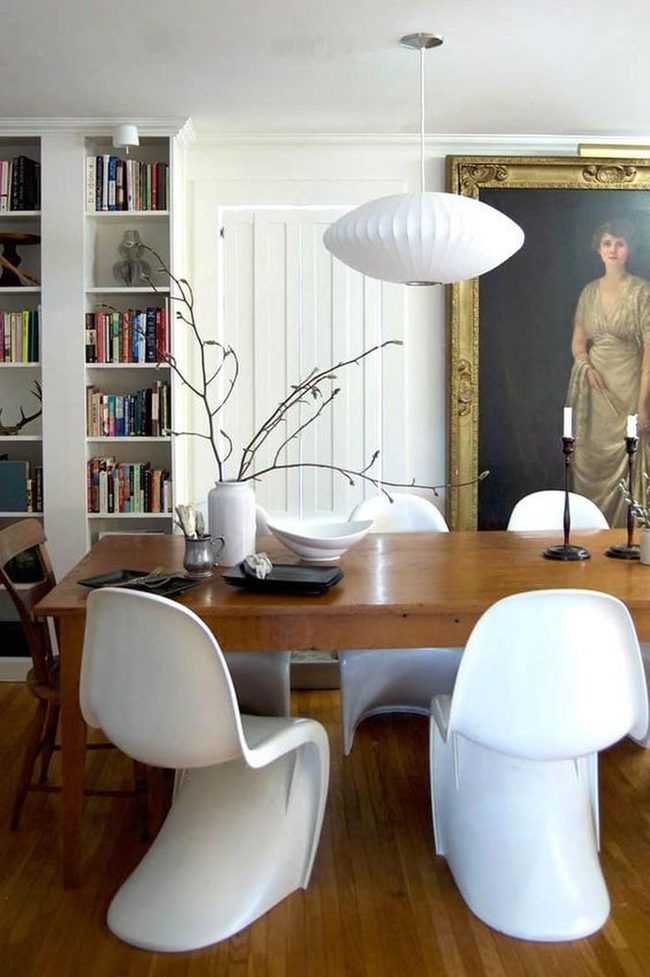 Warm Wood, Gold Portraits, White Elegance
