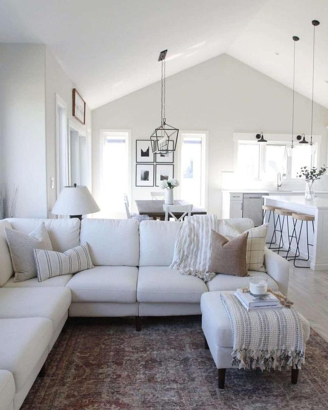 Vintage Rugs Meet Modern Pendant Lights