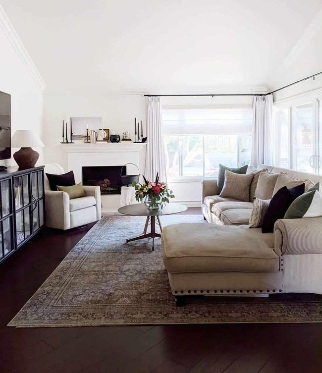 Greige Plush Corner Comfort