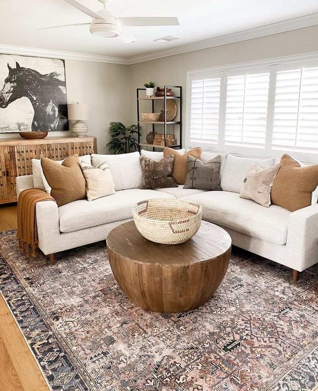 Off-White Sectional, Patterned Rug Foundation