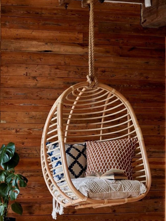 Woven Rattan Suspended Seating