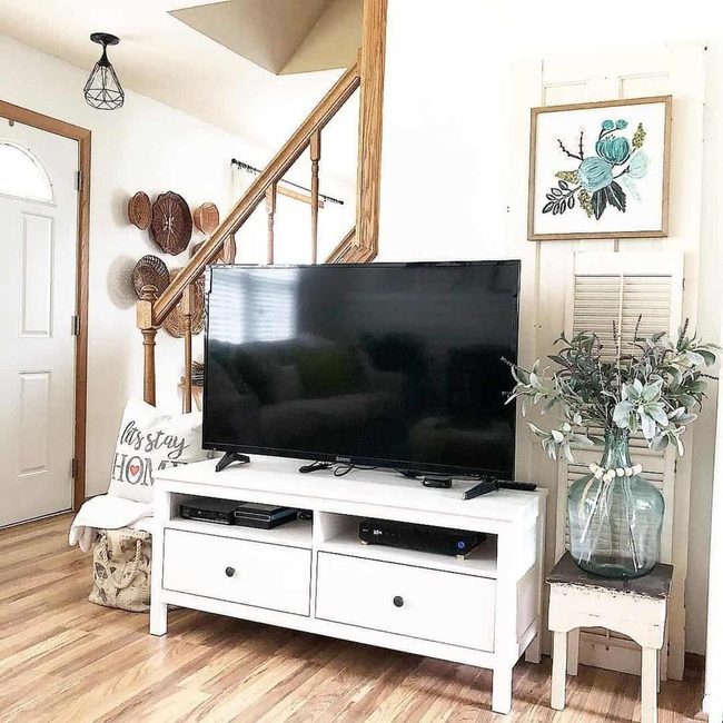 White Cabinet Farmhouse Entertainment