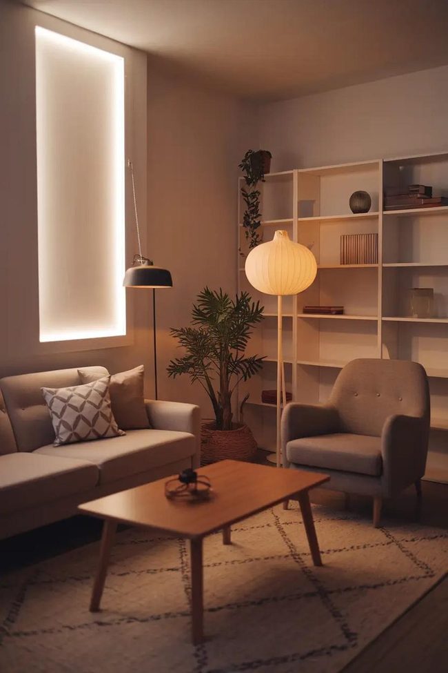 Warm Dimmed Fixture Ambiance