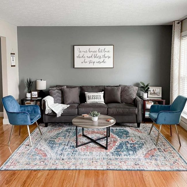 Blue Accent Chairs With Natural Light