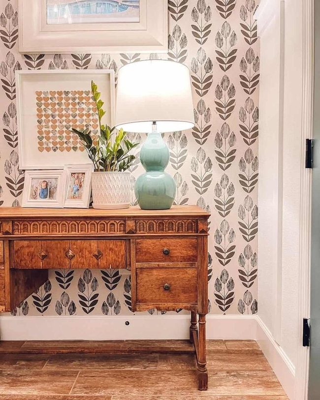 Turquoise Lamp Meets Olive Botanicals