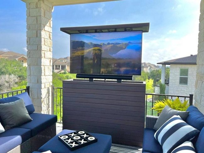 Hidden Screen Outdoor Entertainment