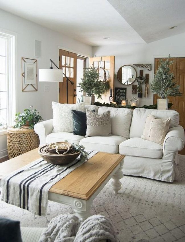 Sunlit White Space With Natural Warmth
