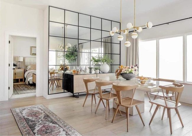Mirrored Walls Reflect Light Elegantly