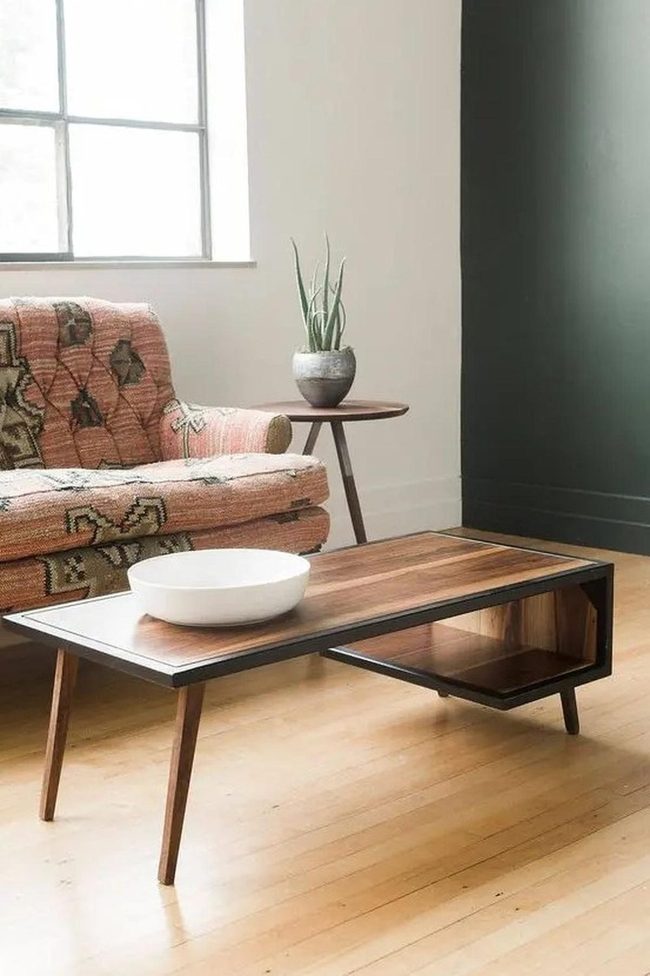 Dark Green Walls Natural Wood Comfort