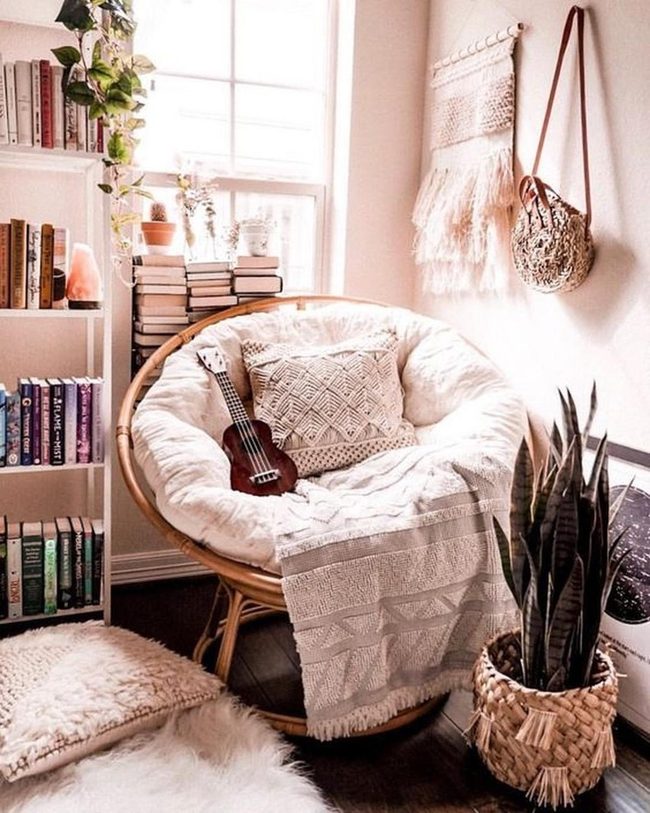 Round Chair Reading Retreat