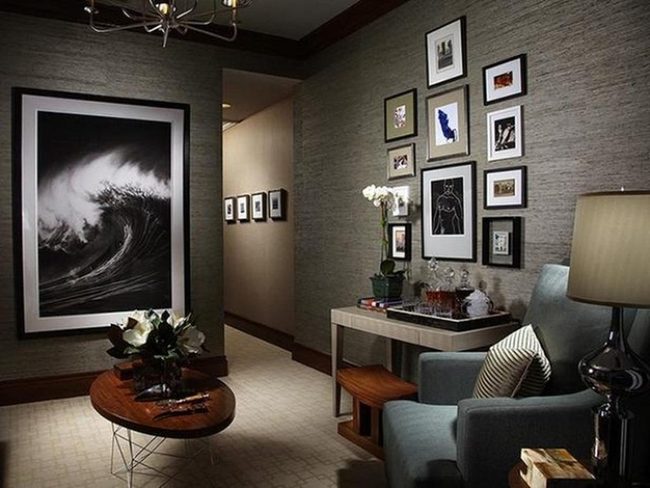 Gray Walls With Black Wave Statement