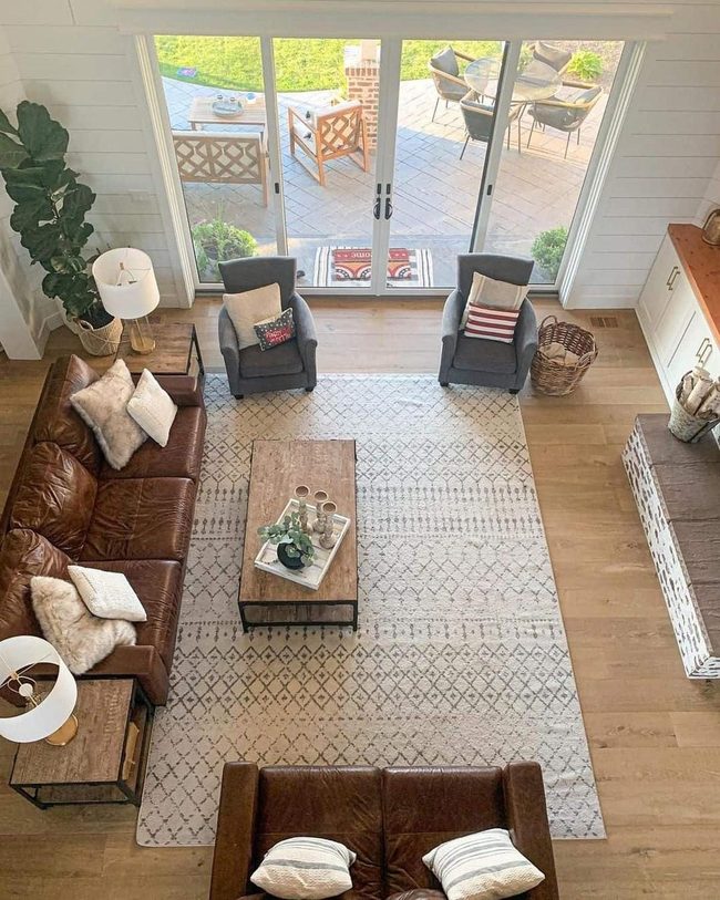 Beige Farmhouse Rug, Brown Leather Anchor