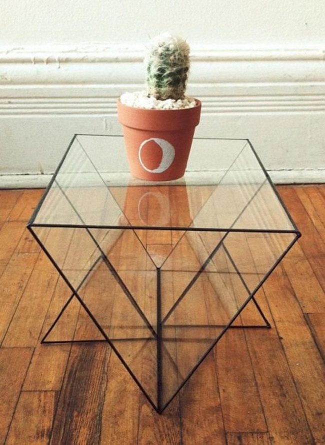 Glass Geometry Meets Desert Green