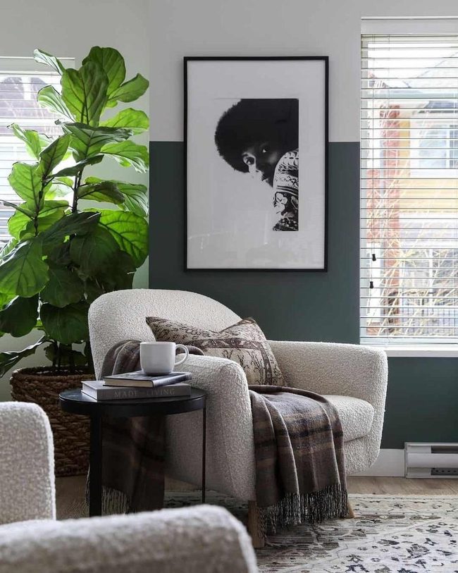 Black Table, White Coffee, Grey Walls