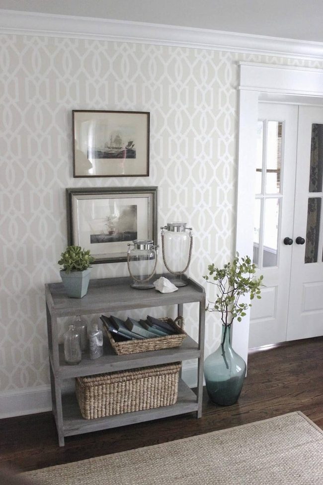 Vertical Shelving, Maximum Display Space
