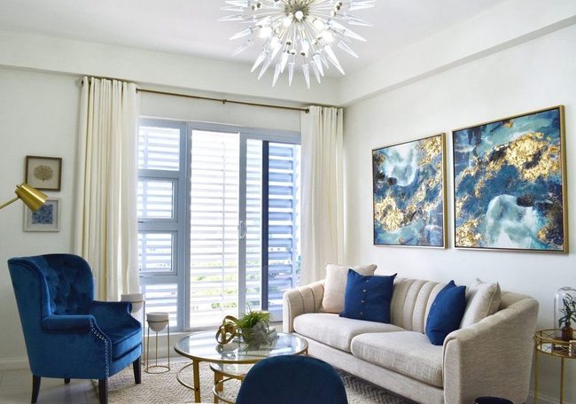 White Walls Gold Accents Shine