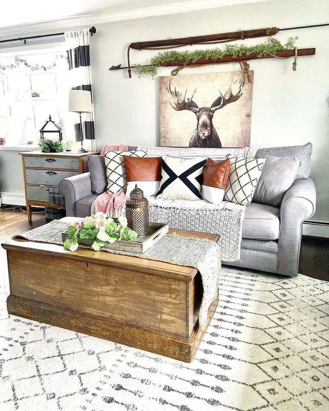 Vintage Trunk Coffee Table Statement