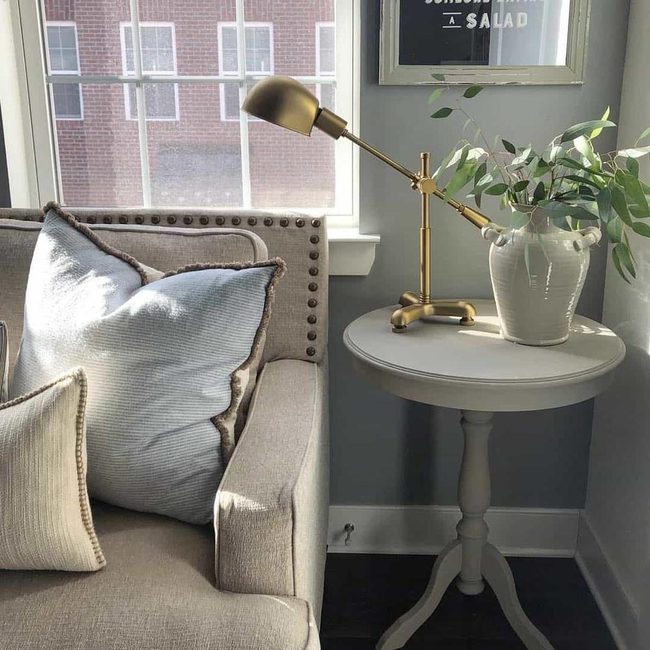White Mirror And Wood Table For Tiny Spaces