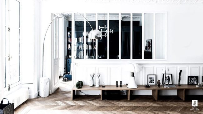 Floor-To-Ceiling Light Flooding