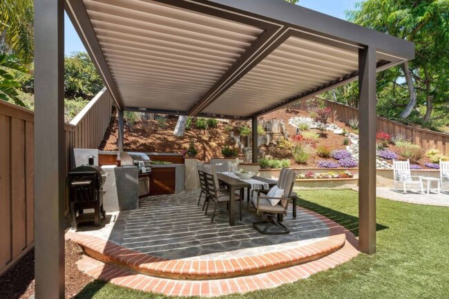Lush Garden Pergola for Relaxation