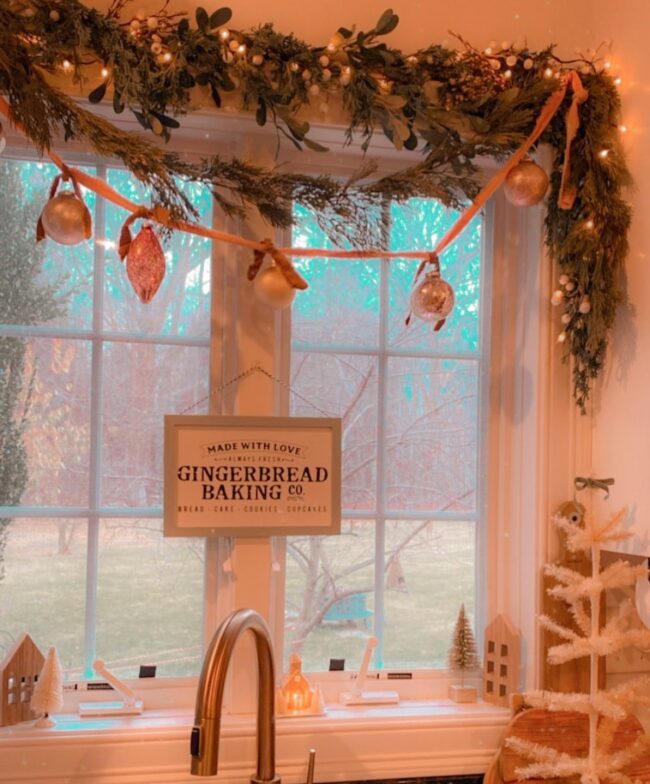 Inviting Gingerbread Kitchen Atmosphere