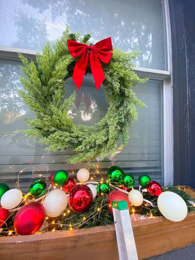 Charming Outdoor Wreath with Bauble Touches