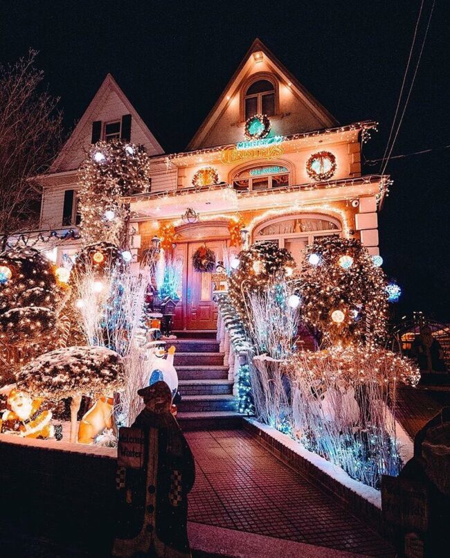 Festive Holiday Spectacle Unveiled