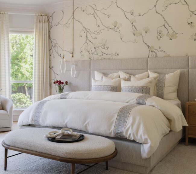 Contemporary Floral Touches for Modern Spaces